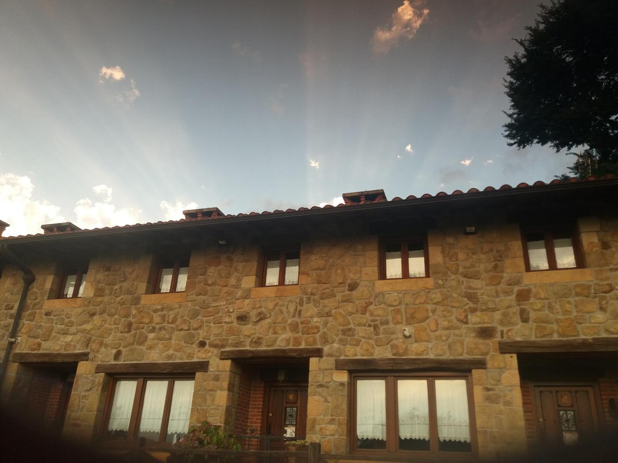 Fuente De Gueelo Pensionat San Bartolomé de Meruelo Eksteriør billede