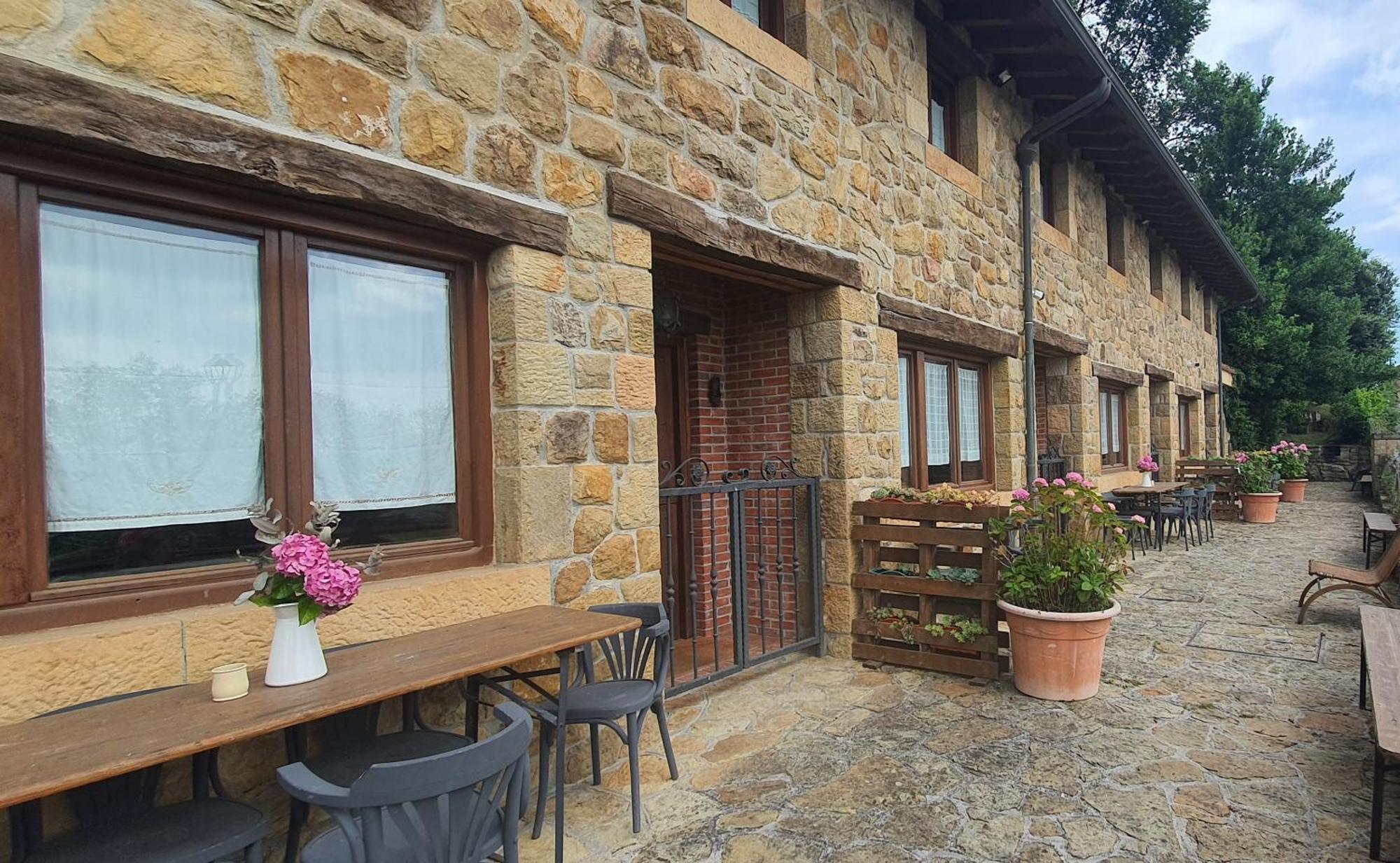 Fuente De Gueelo Pensionat San Bartolomé de Meruelo Eksteriør billede